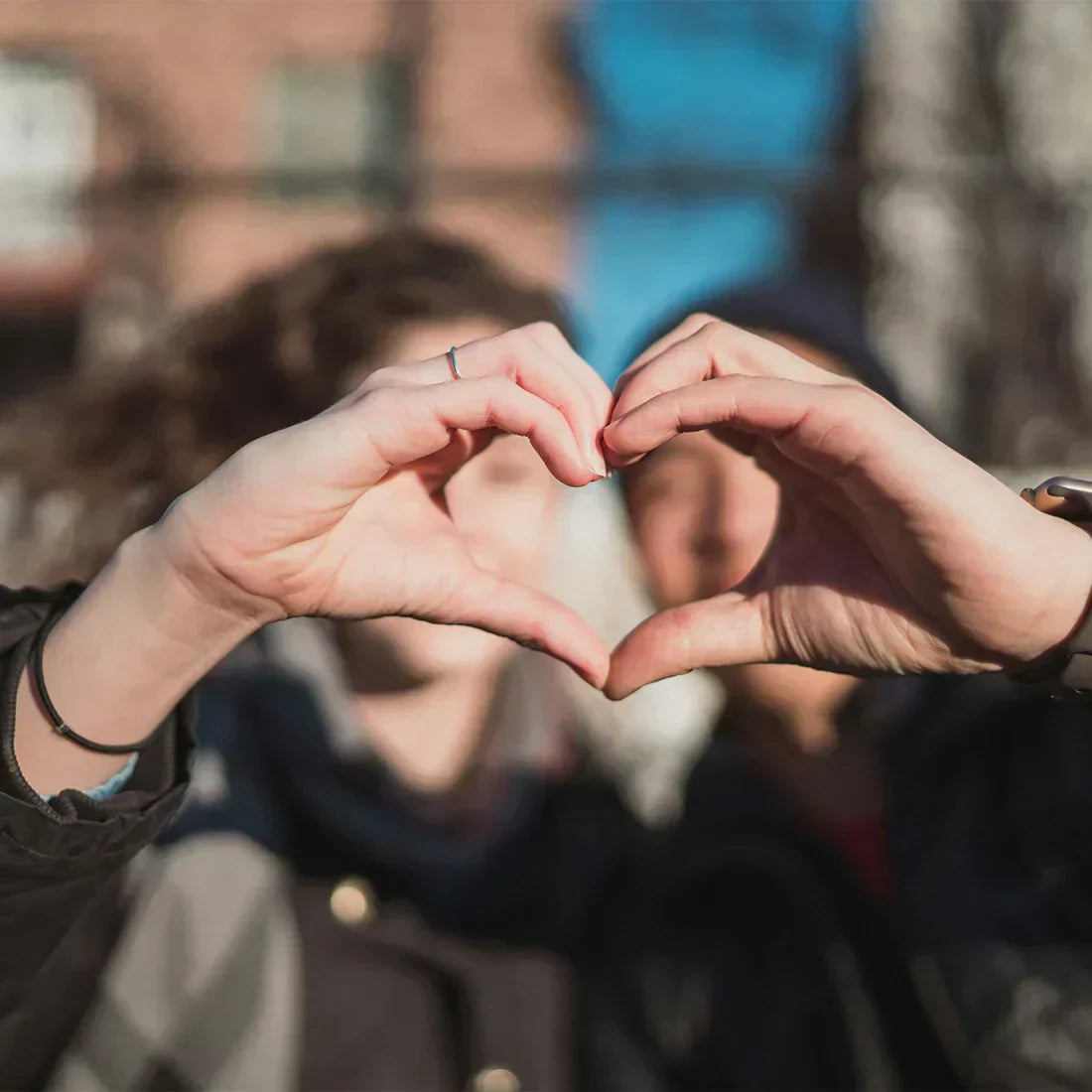 Blumen überspringen: Ein praktischer Valentinstags-Geschenkguide für Outdoor-Liebhaber