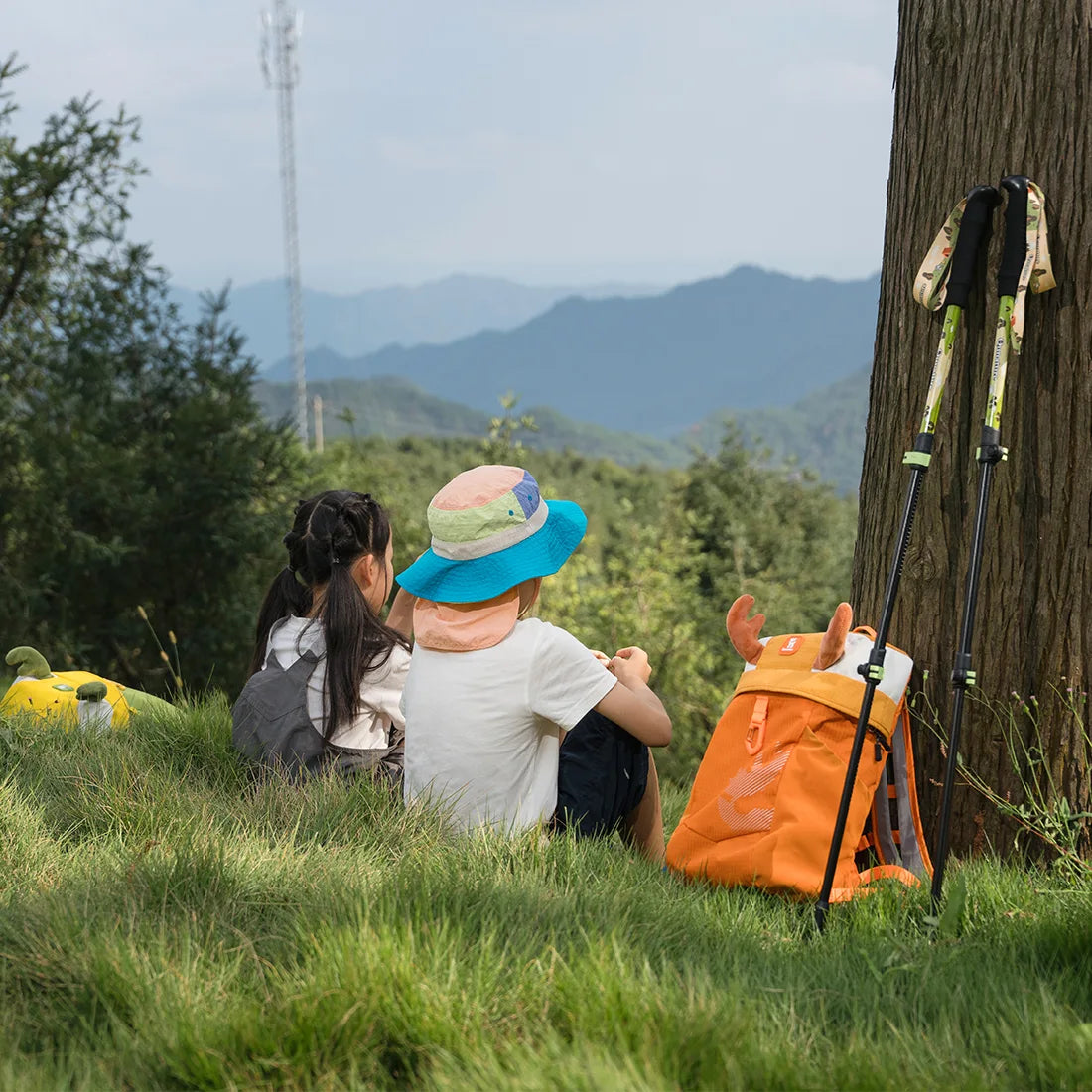 Die besten Outdoor-Weihnachtsgeschenke für Kinder: Warm, praktisch & abenteuerbereit
