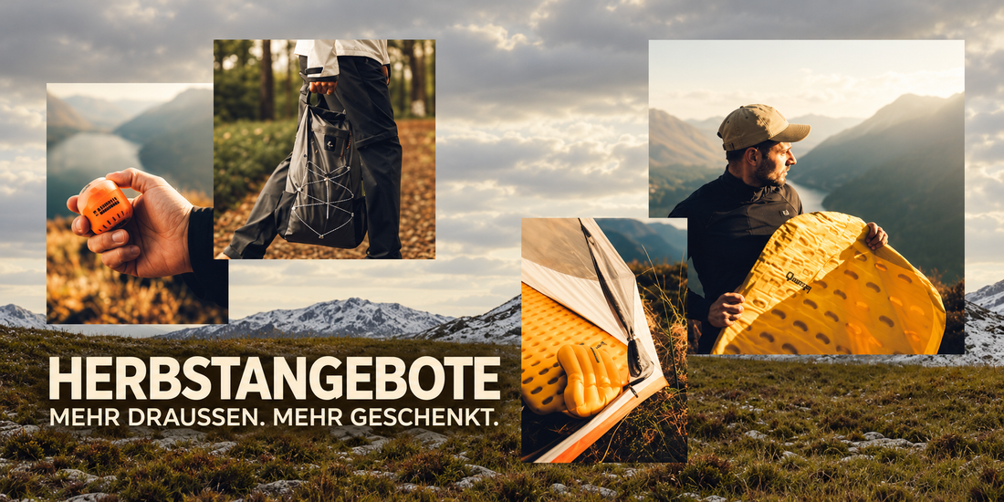 Herbstangebote: Mehr draußen. Mehr geschenkt. Outdoor-Collage mit Luftpumpe, Rucksack und Campingmatten – KI-gestützte Überarbeitung