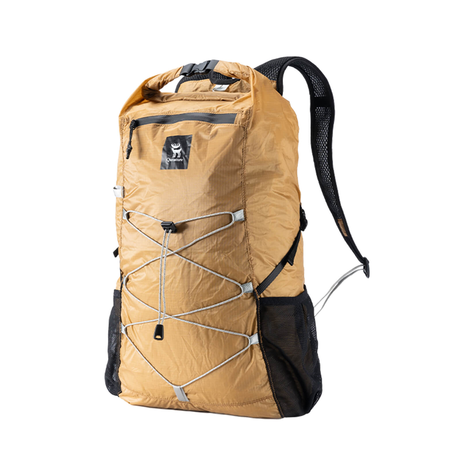 khakifarbener qunature 20l leichter faltbarer outdoor-rucksack in seitenansicht