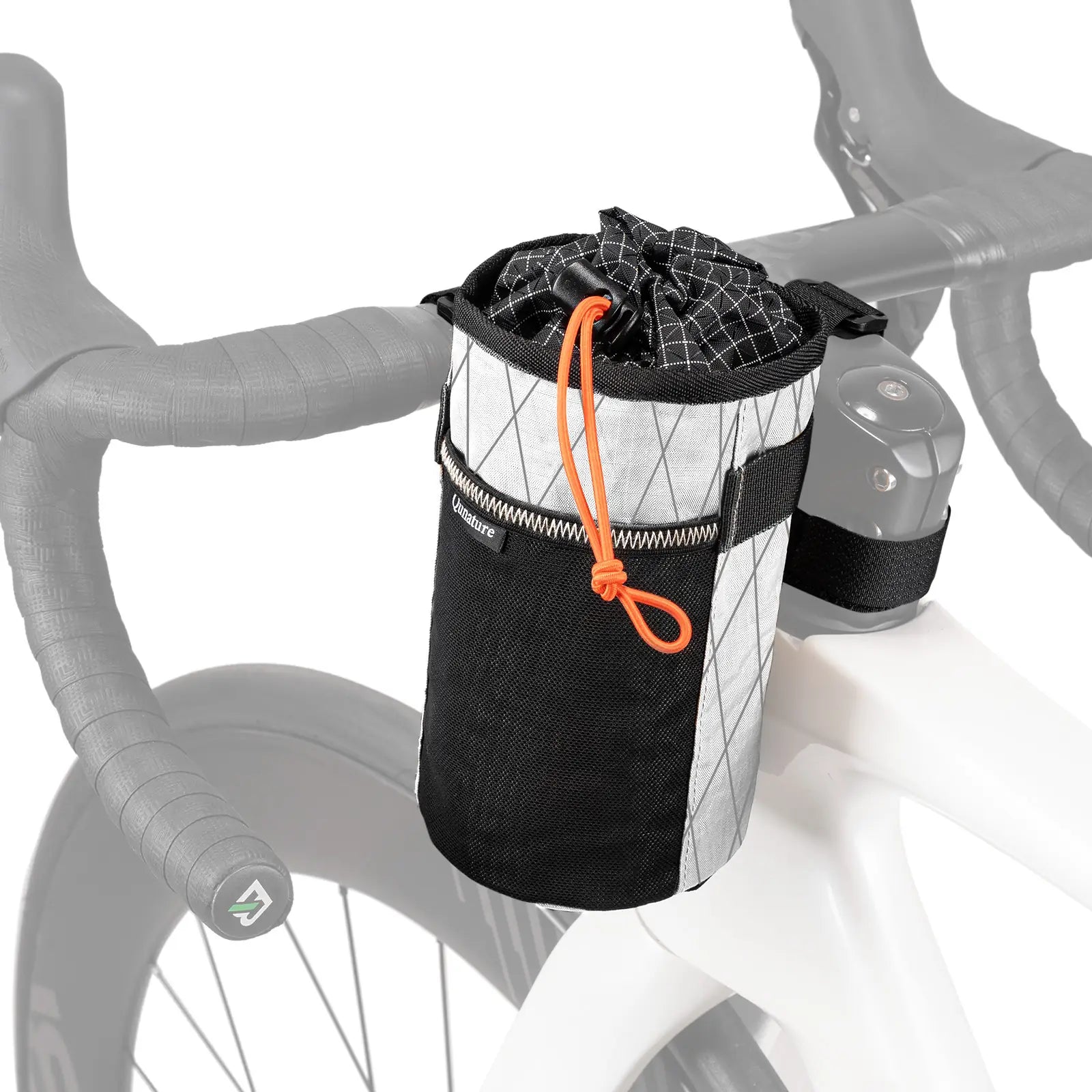Weiße Isoliertasche zur Befestigung von Wasserflaschen am Fahrradlenker mit praktischem Kordelzugverschluss.