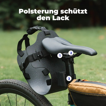 der bikepacking heck gepäckträger ist fest montiert und sicher stabil