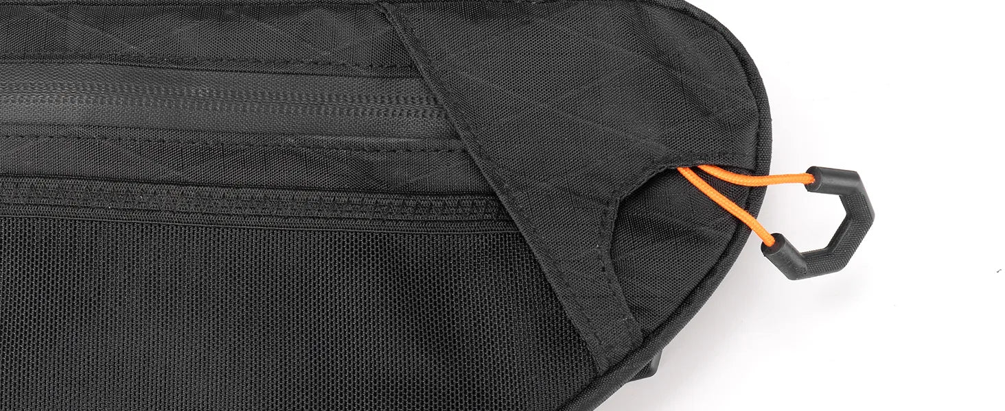 fahrradrahmentasche reissverschluss mit orangeem ziehkopf detail