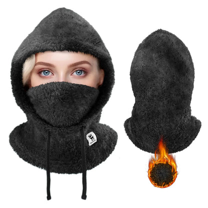 eine frau trägt einen cyanfarbenen fleece-schlauchschal als sport-accessoire.