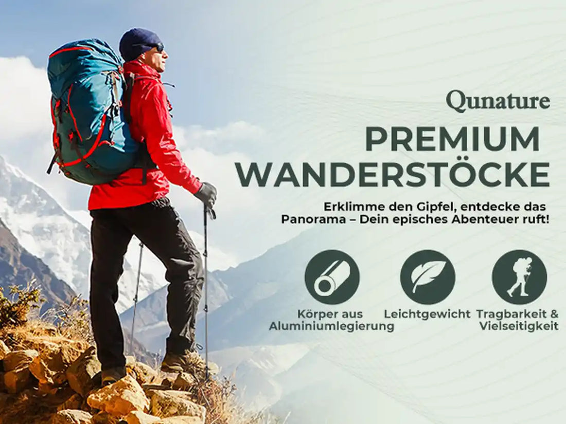 Mann mit wanderstoecken und grossem rucksack auf einem berg, premium-wanderausruestung