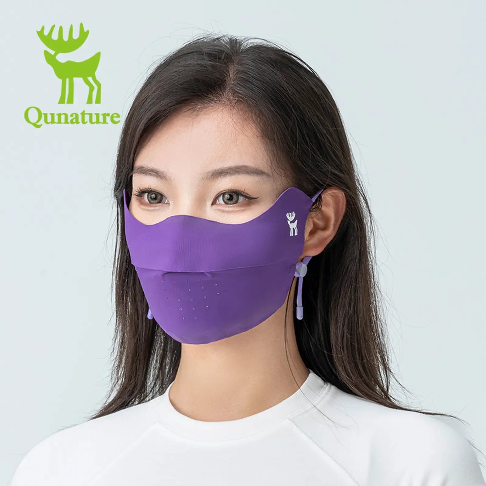 lila sonnenschutz maske getragen von frau