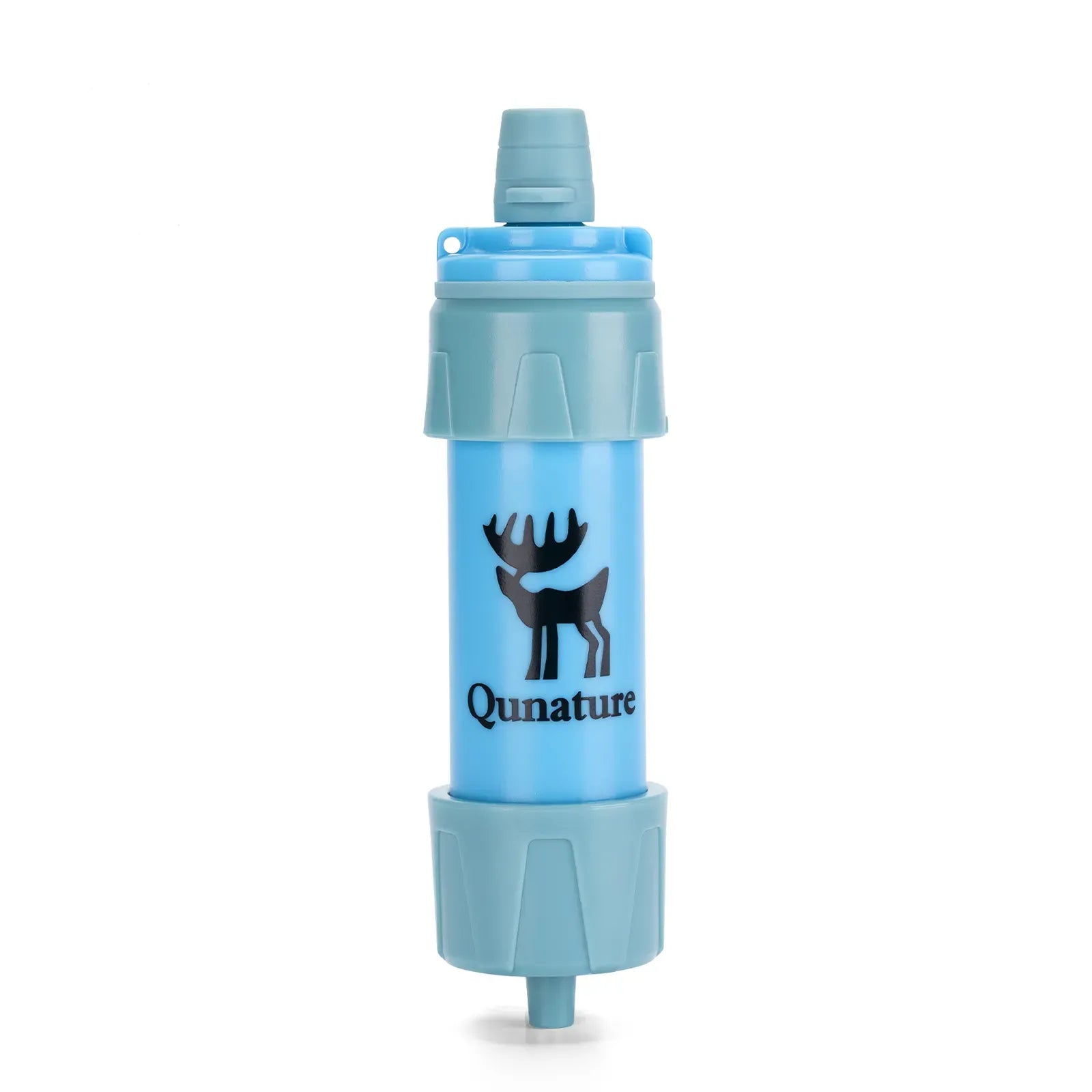 hellblauer wasserfilter auf weißem hintergrund